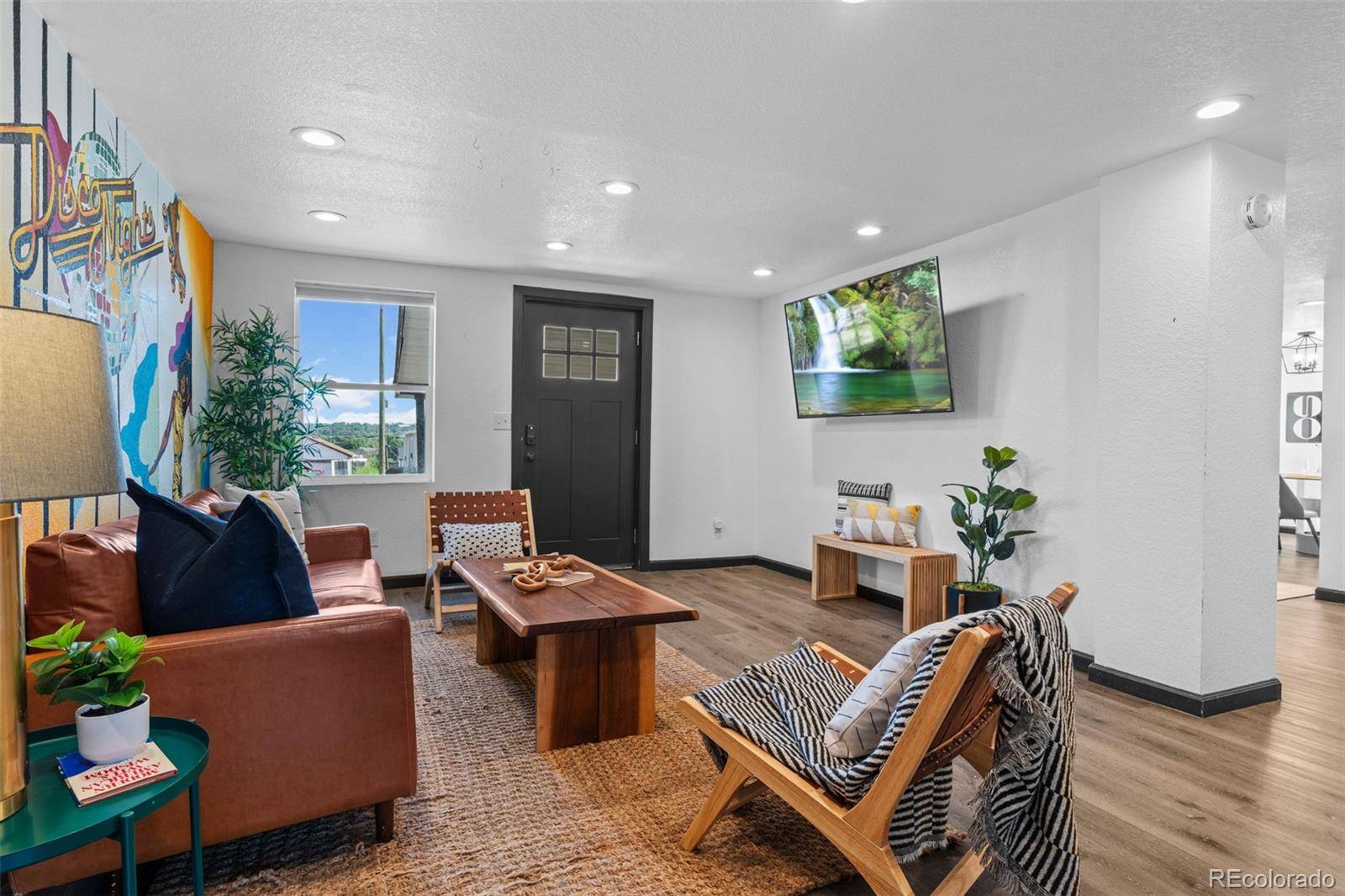 Denver, CO 80221,3275 W Hawthorne PL