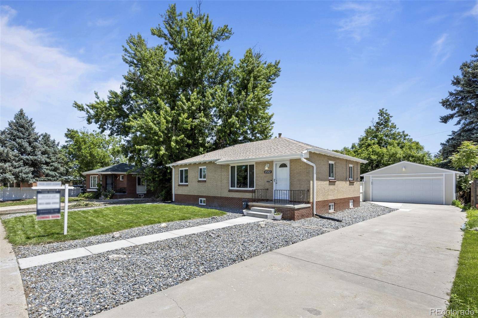 Denver, CO 80219,2582 S Uno WAY
