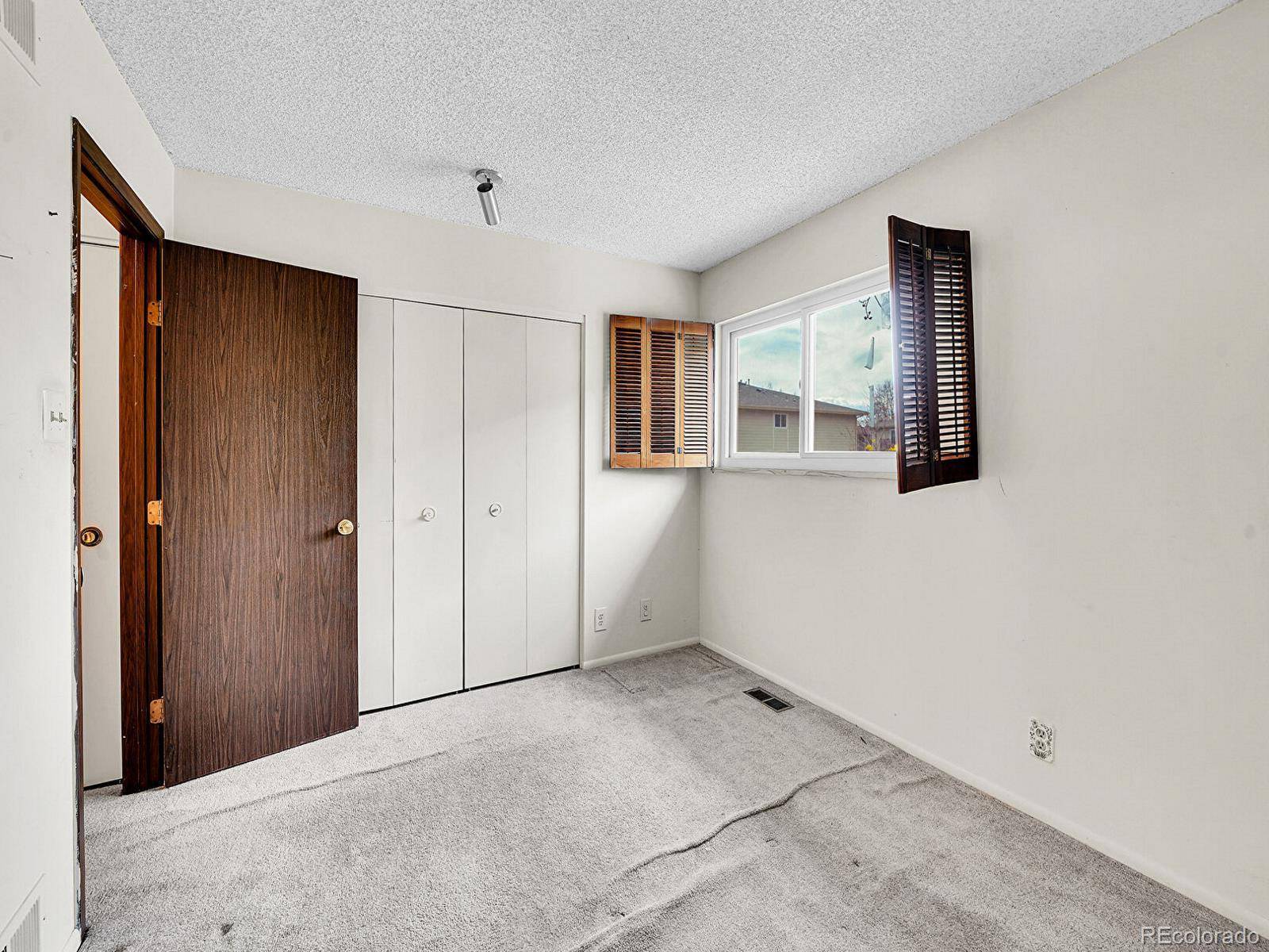 Denver, CO 80224,1250 S Monaco Pkwy #17