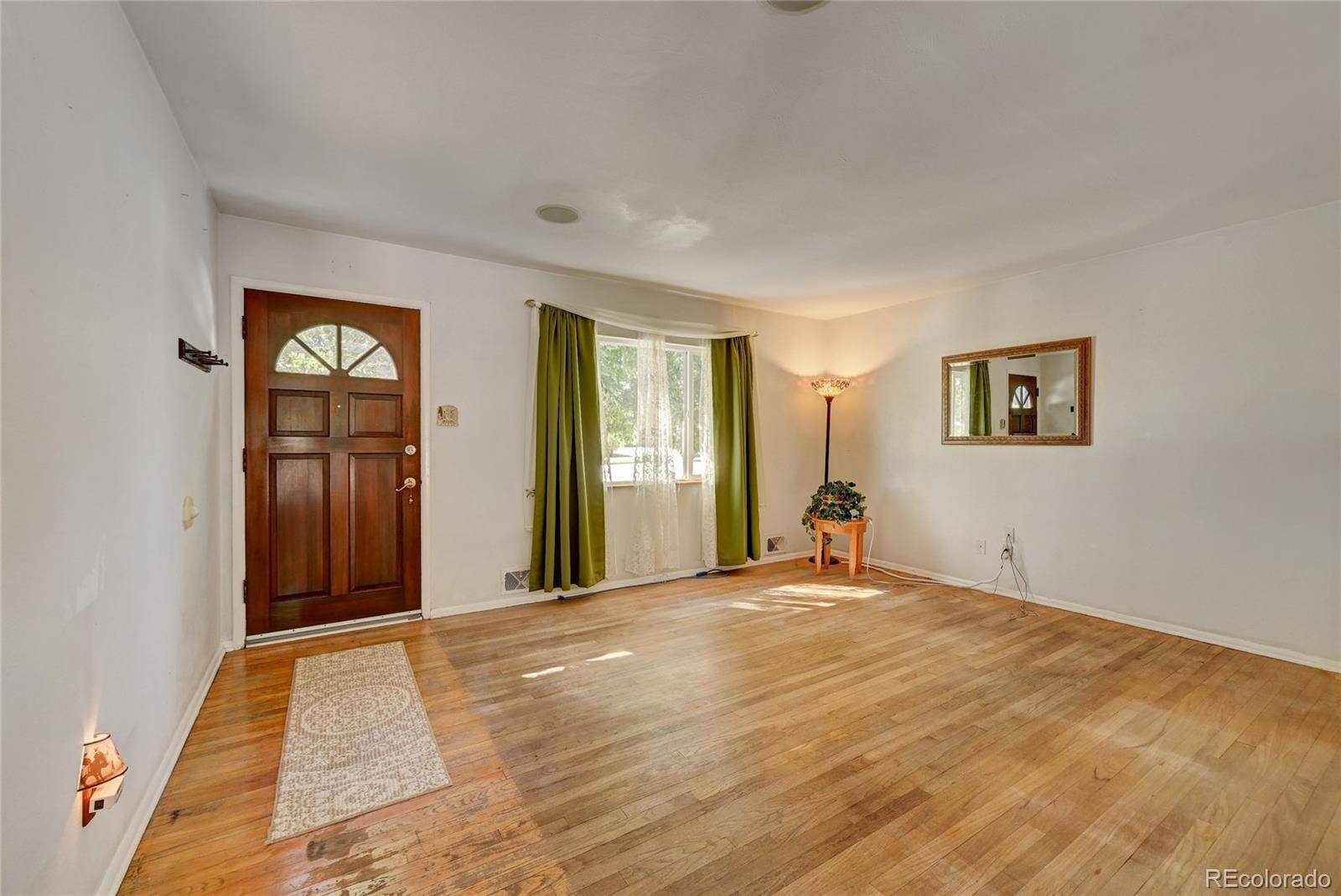 Denver, CO 80219,1682 S Lowell BLVD