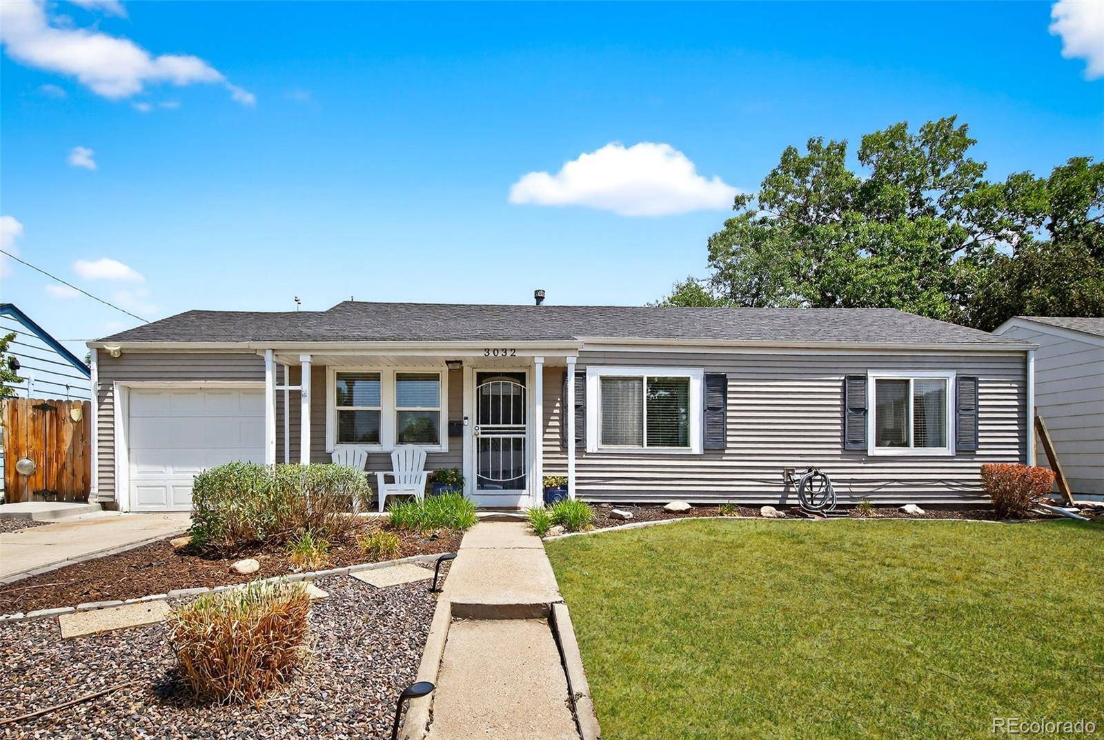 Denver, CO 80222,3032 S Grape WAY