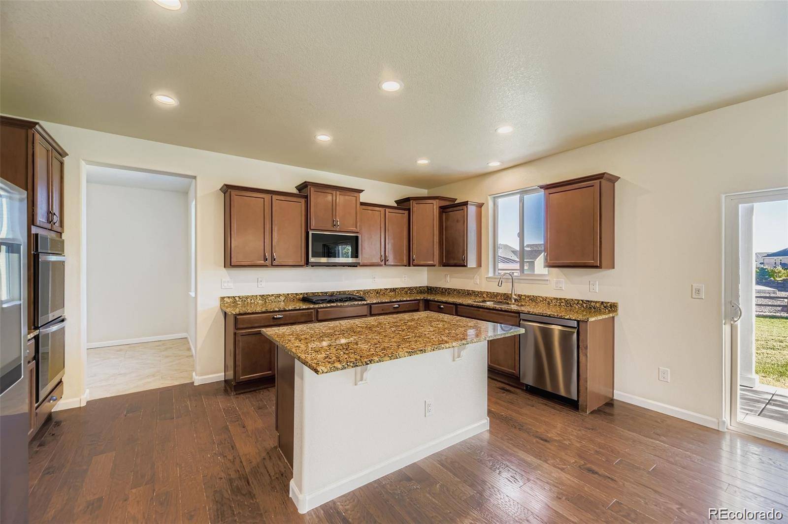 Elizabeth, CO 80107,5475 Harbor Town DR