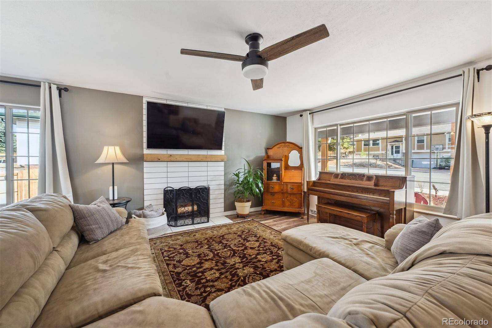 Castle Rock, CO 80104,391 Burgess DR
