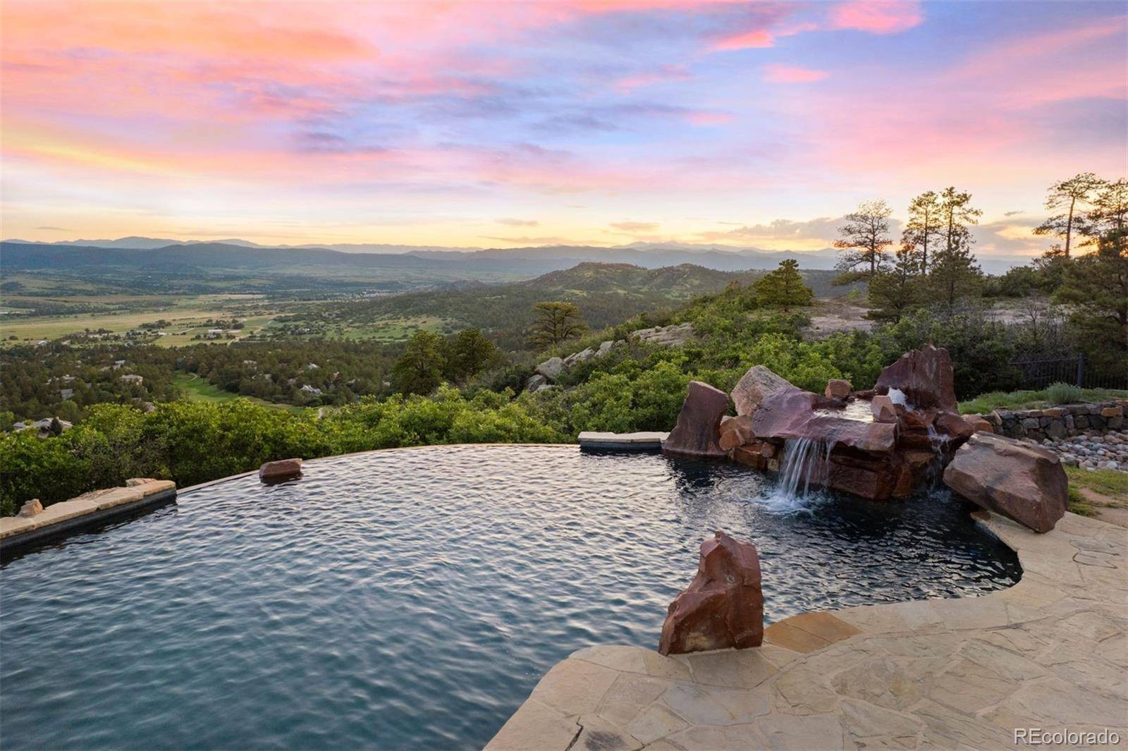 Castle Rock, CO 80108,606 Cliffgate LN