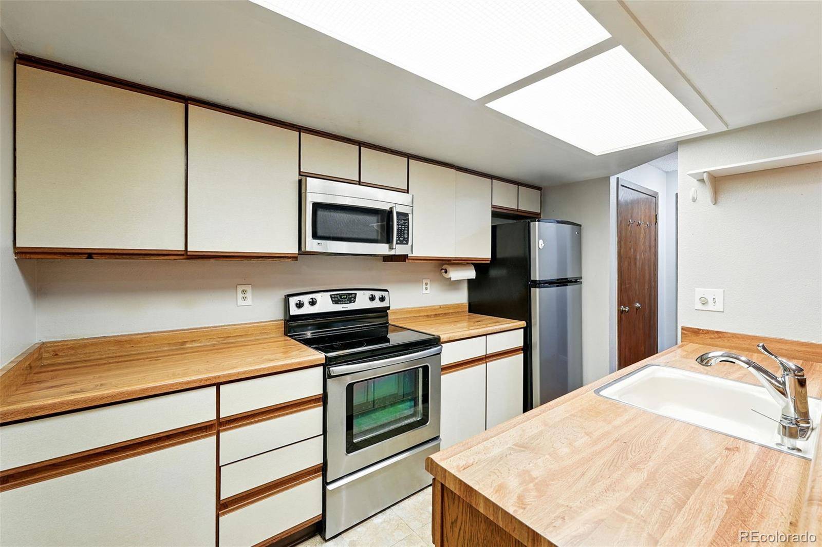 Boulder, CO 80303,2960 Shadow Creek DR #201