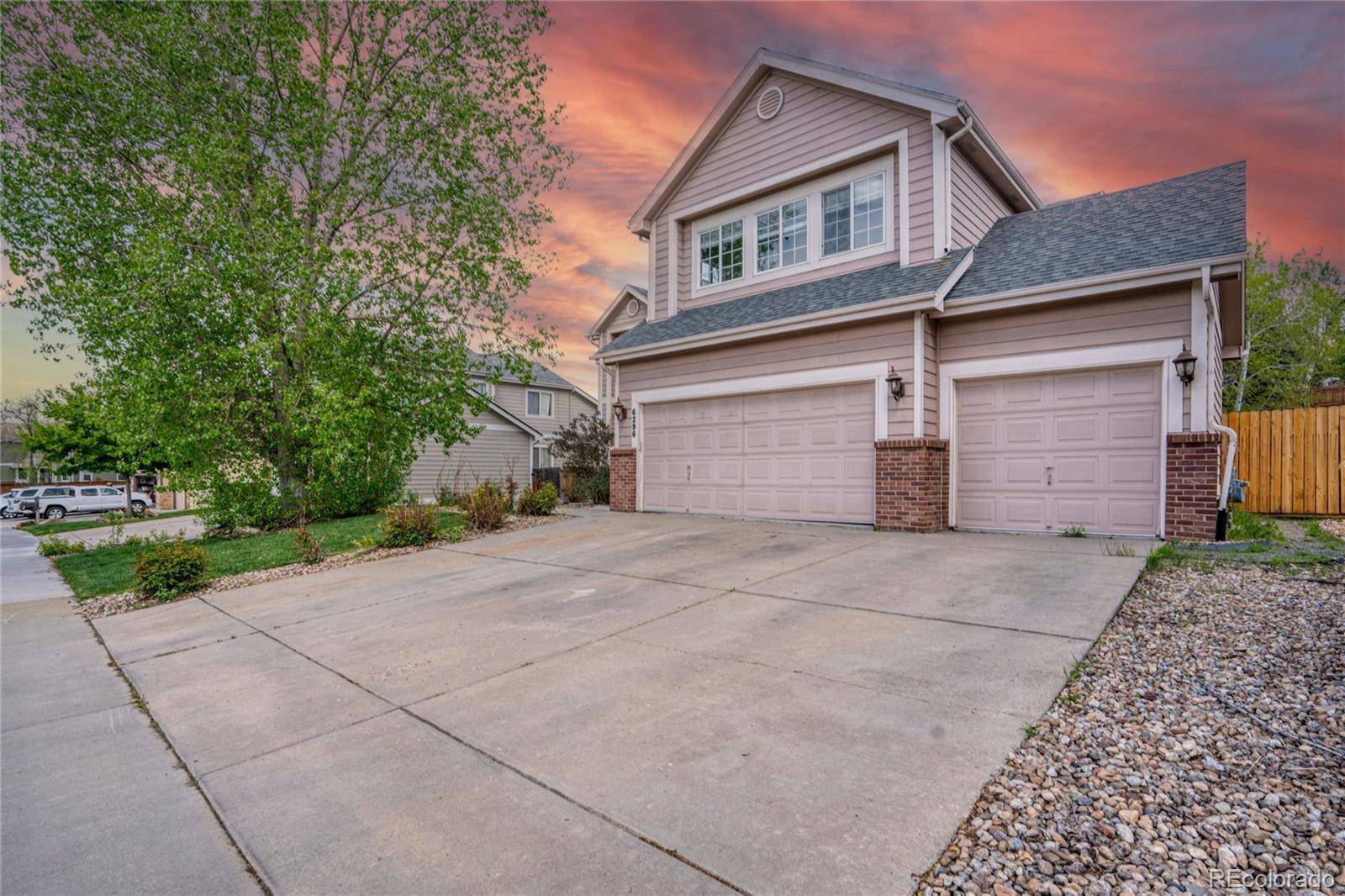 Broomfield, CO 80021,6296 W 98th DR