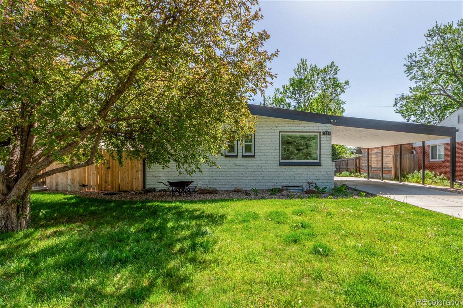 Lakewood, CO 80232,1570 S Chase ST