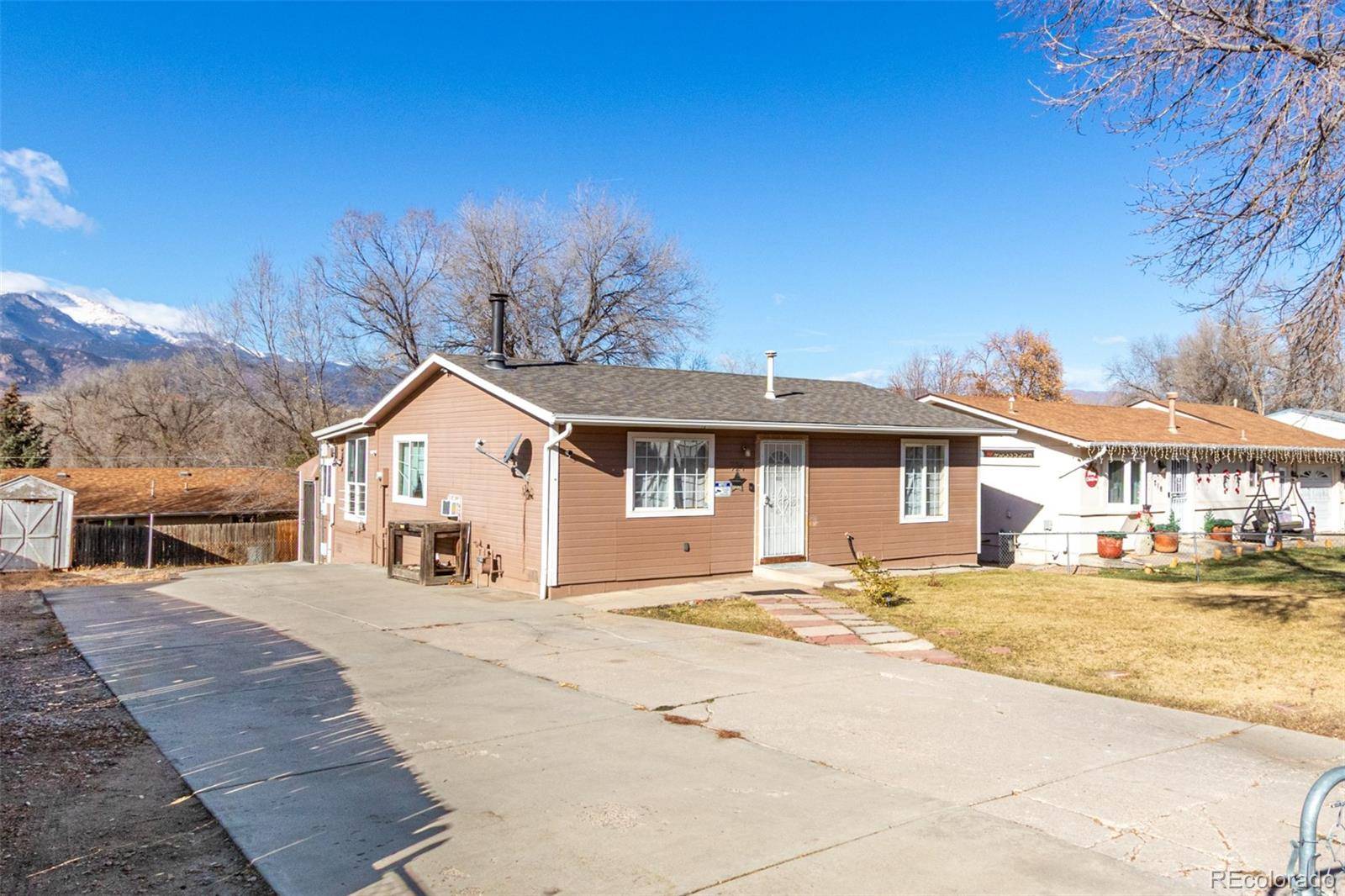 Colorado Springs, CO 80903,724 S Royer ST