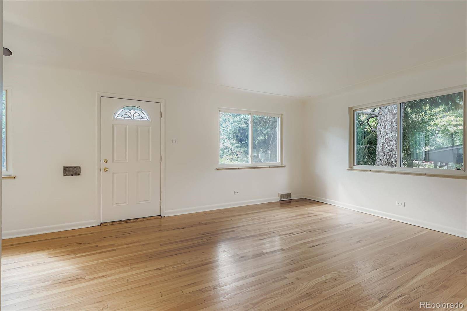 Englewood, CO 80113,3348 S Emerson ST