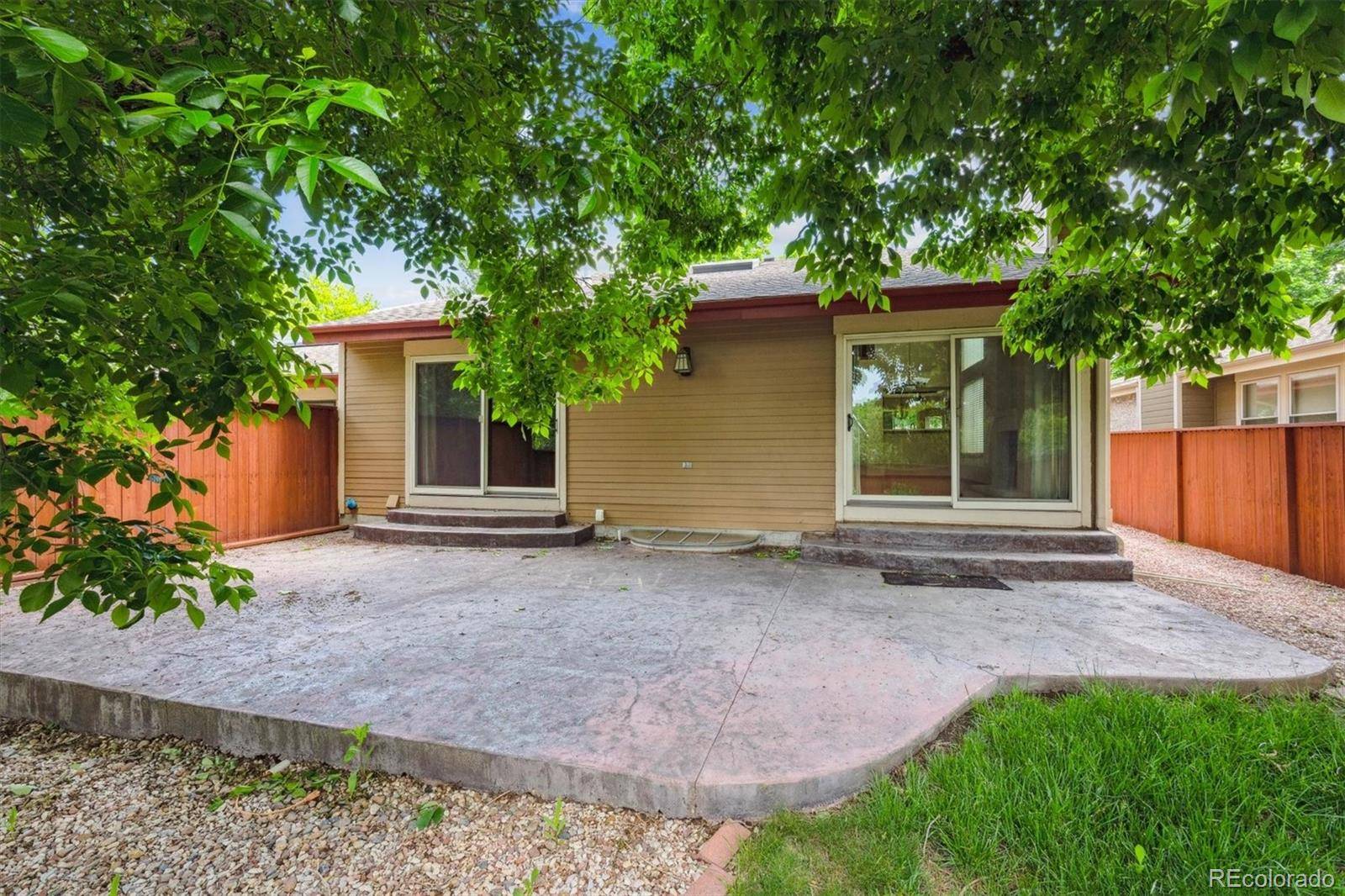 Highlands Ranch, CO 80126,8563 Redstone ST