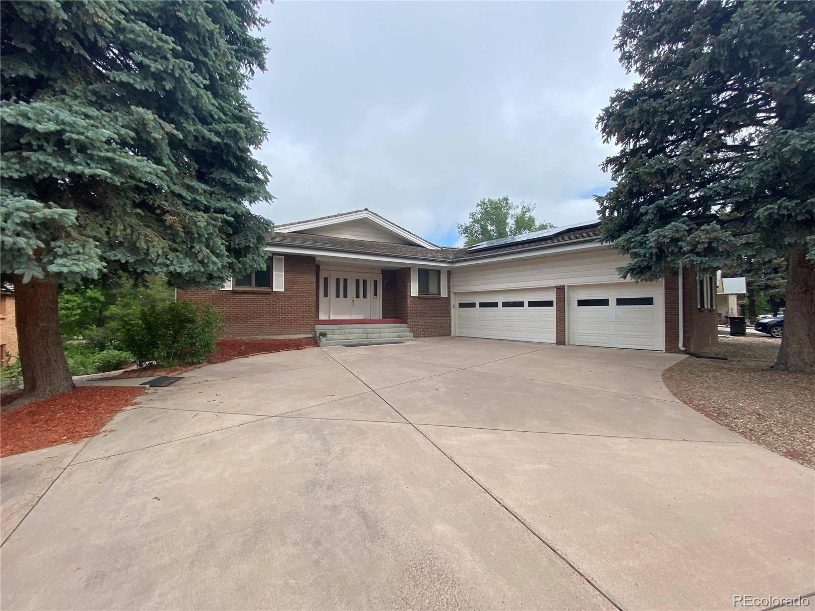 Arvada, CO 80004,7079 Estes DR
