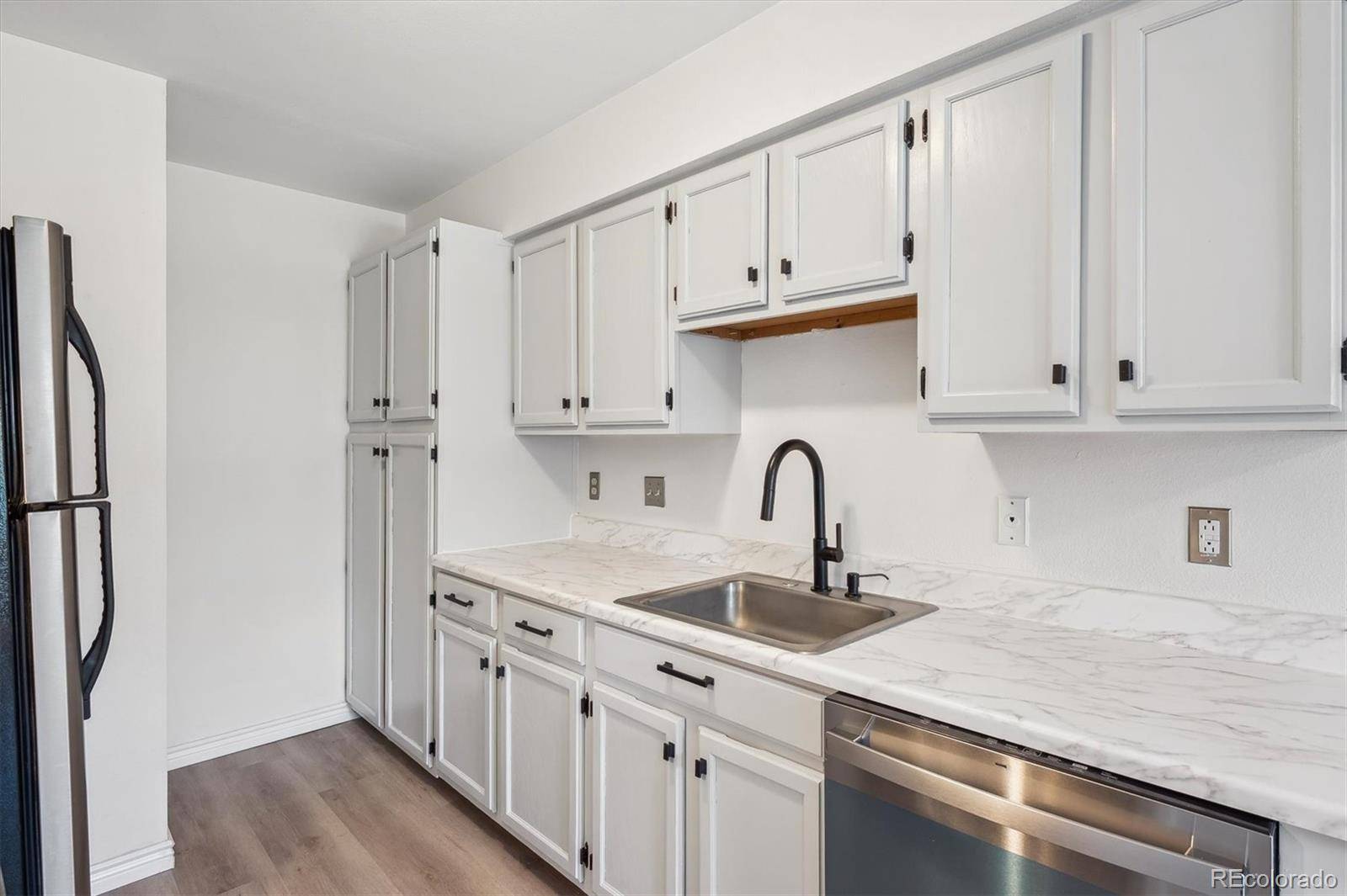 Denver, CO 80231,3141 S Tamarac DR #206E