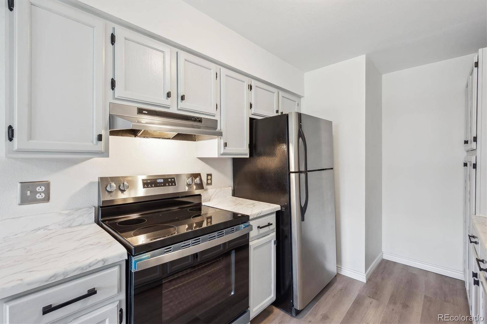 Denver, CO 80231,3141 S Tamarac DR #206E