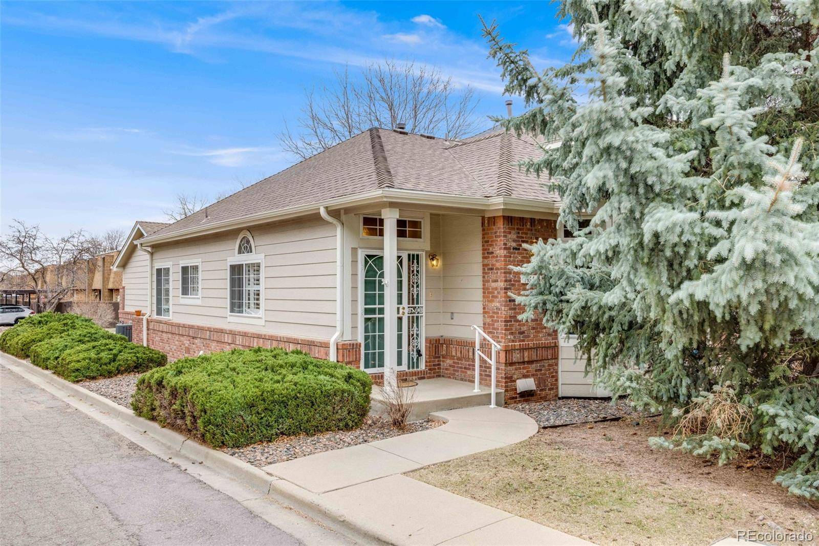 Arvada, CO 80004,6466 Simms ST #A