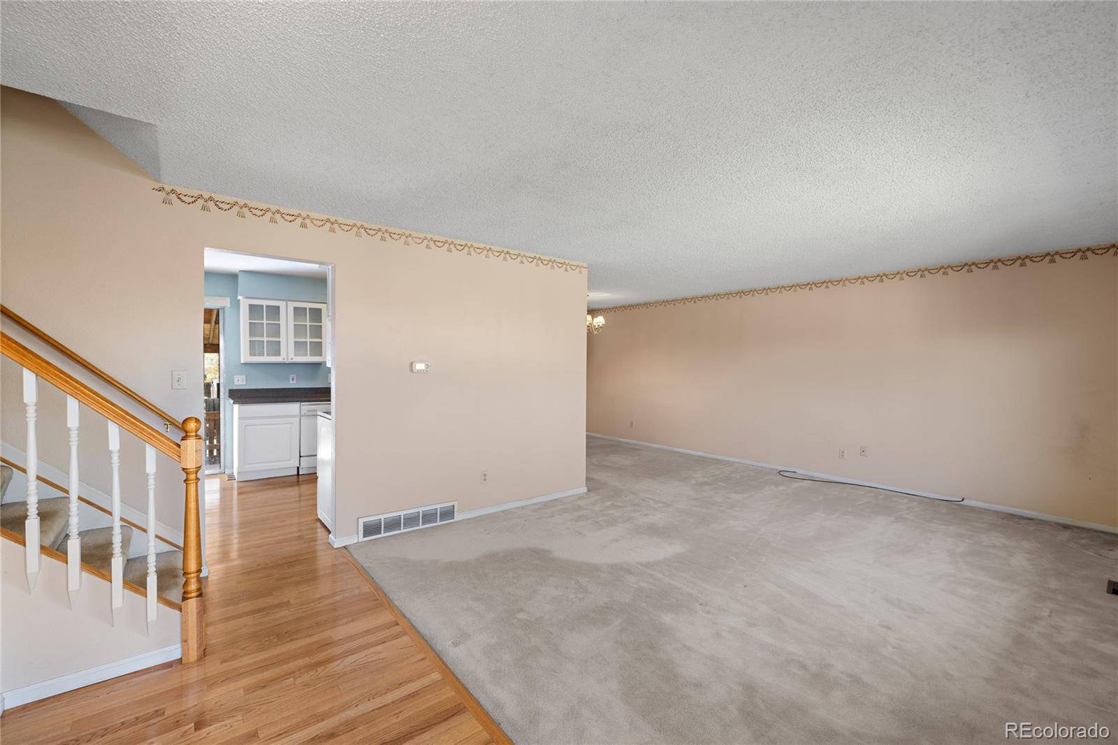 Arvada, CO 80004,7181 Beech ST