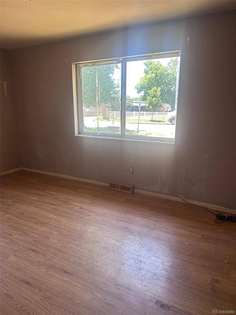 Denver, CO 80204,606 Tennyson ST