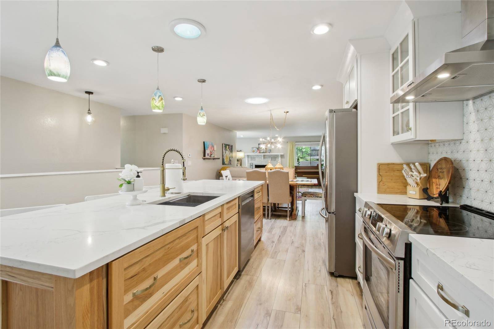 Castle Rock, CO 80104,912 Oakwood DR