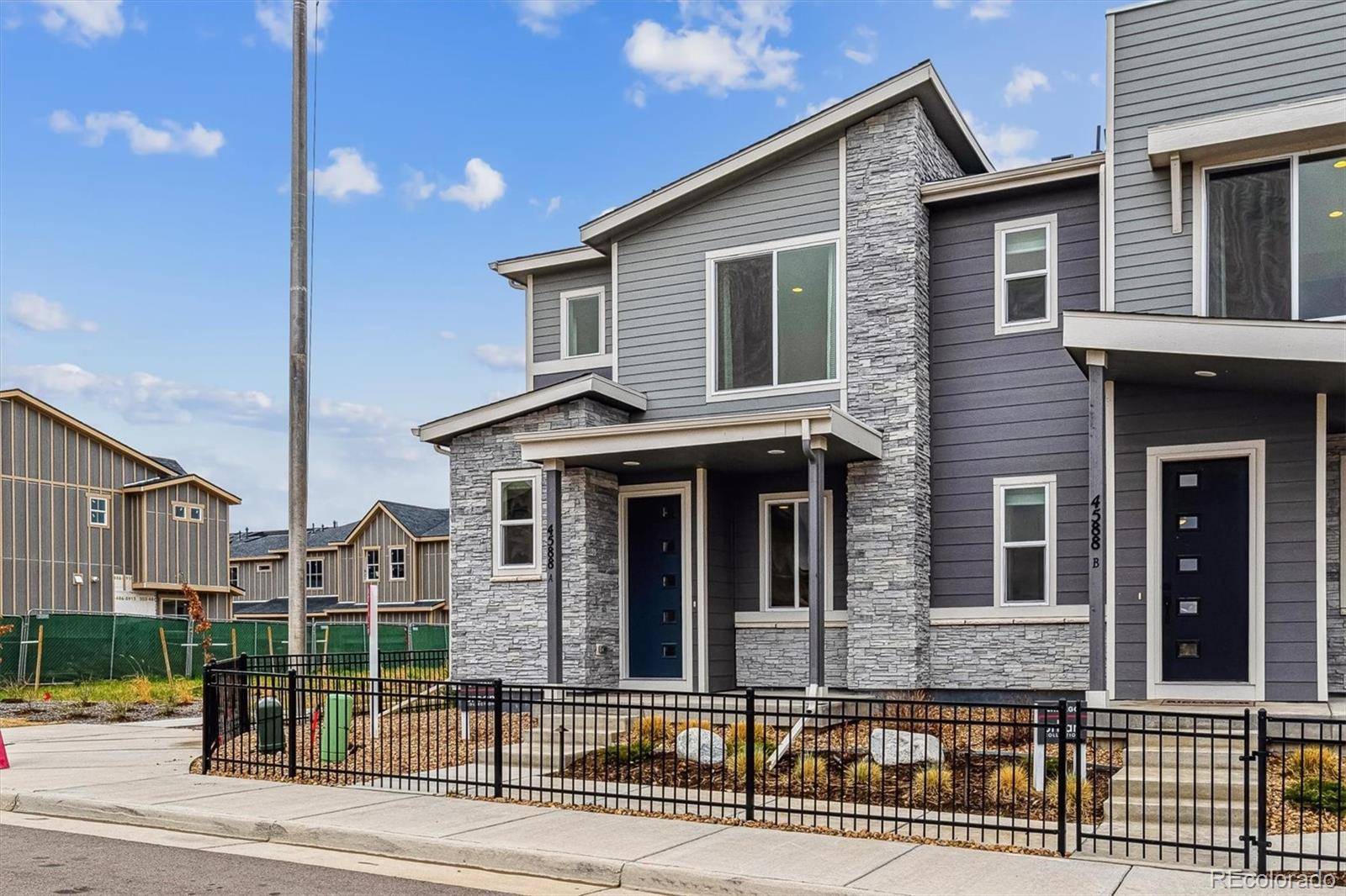 Aurora, CO 80015,4588 S Versailles ST #A