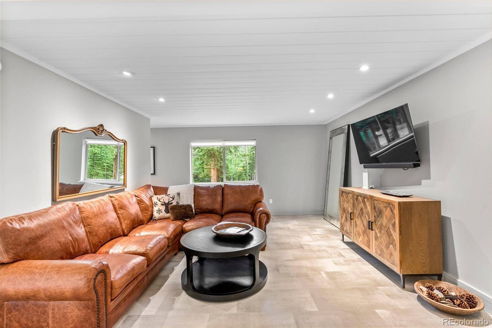 Idaho Springs, CO 80452,592 Brook DR
