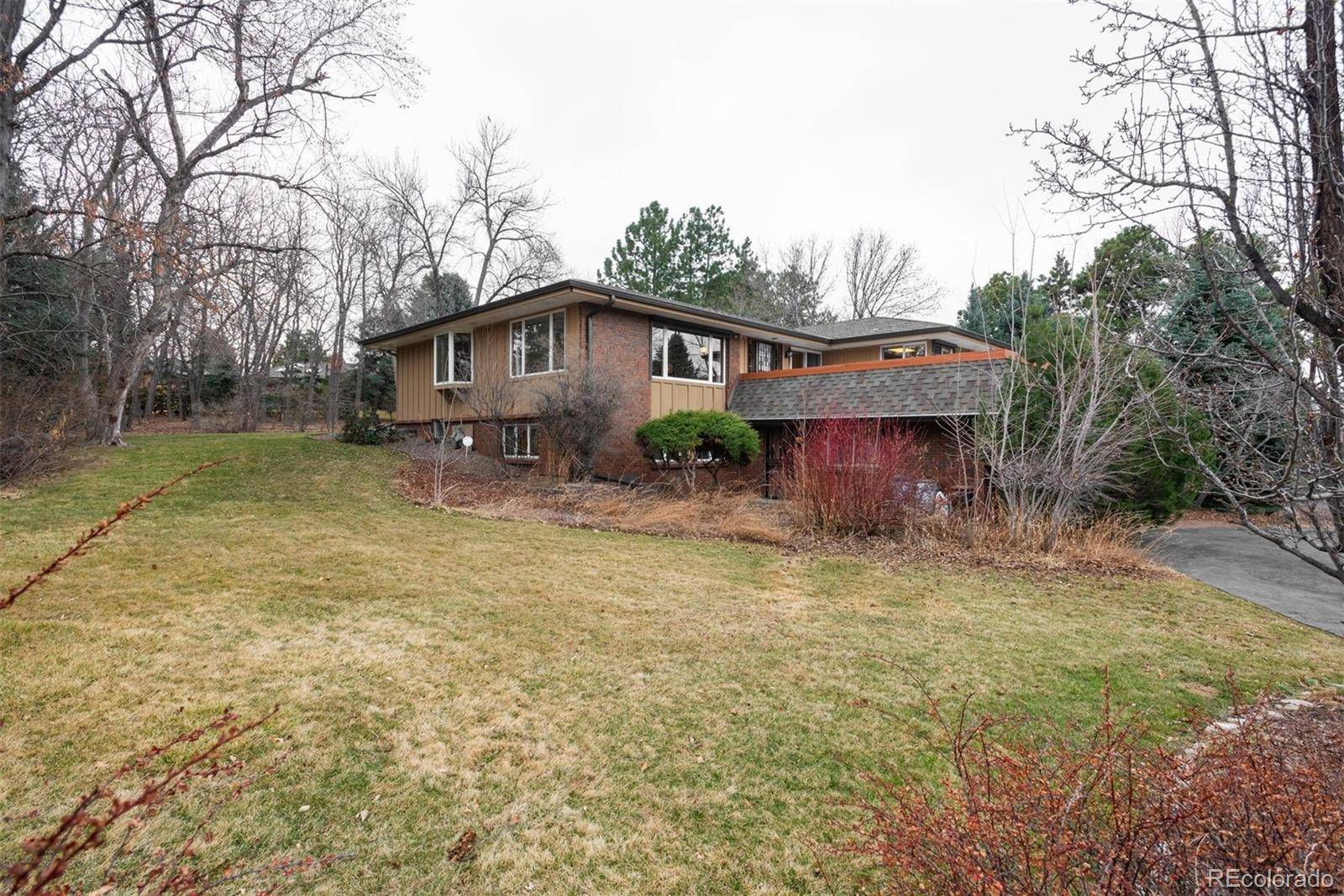 Cherry Hills Village, CO 80111,5880 Southmoor LN