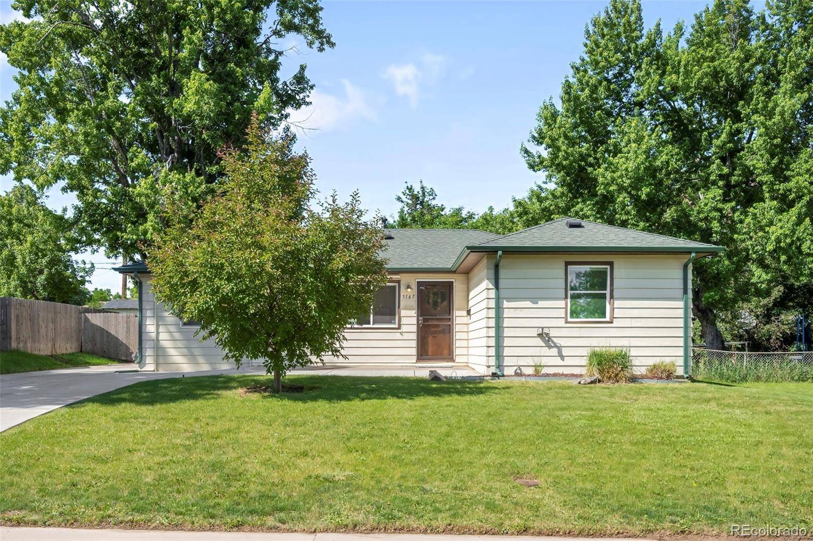 Littleton, CO 80121,5167 S Pearl ST