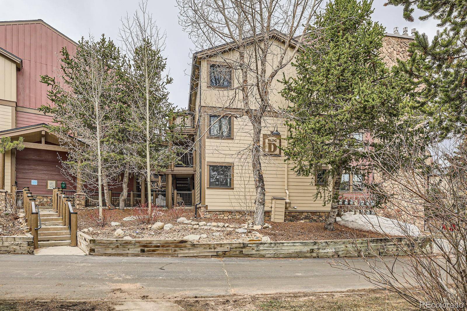 Breckenridge, CO 80424,325 Four O Clock RD #303