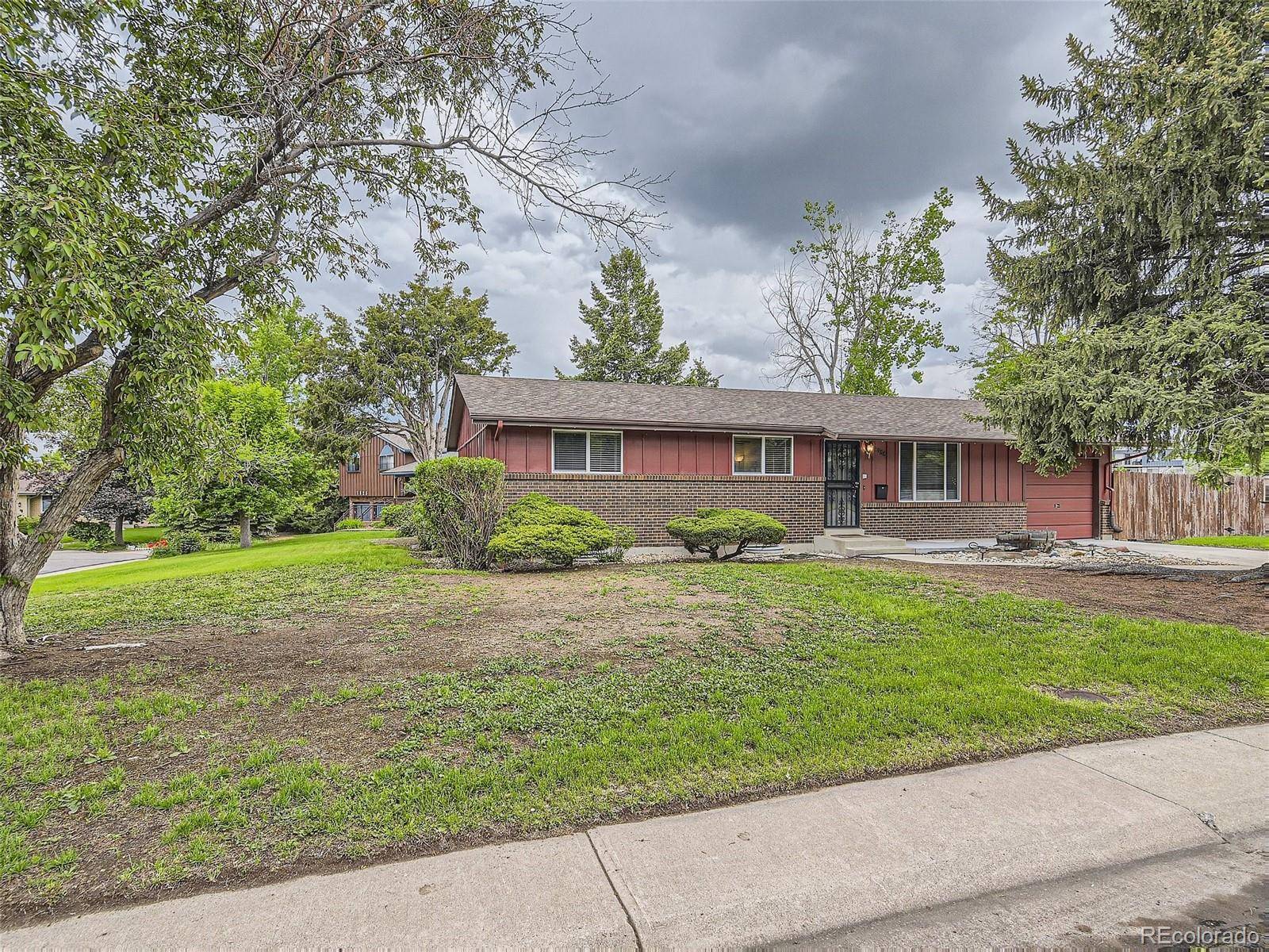 Lakewood, CO 80232,8956 W Colorado PL