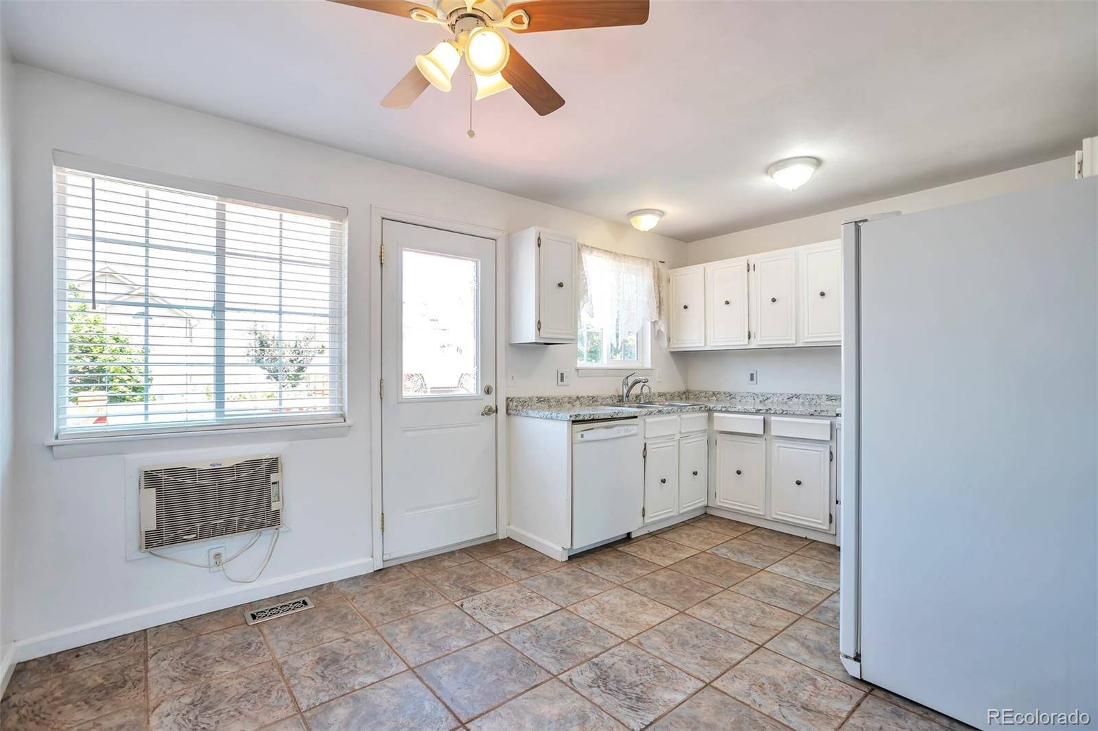 Littleton, CO 80123,9135 W Maplewood AVE