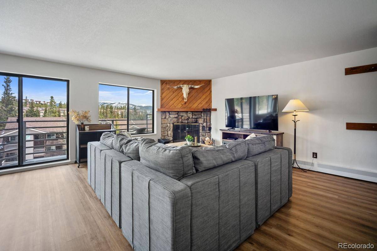 Silverthorne, CO 80498,9876 Ryan Gulch RD #F-206