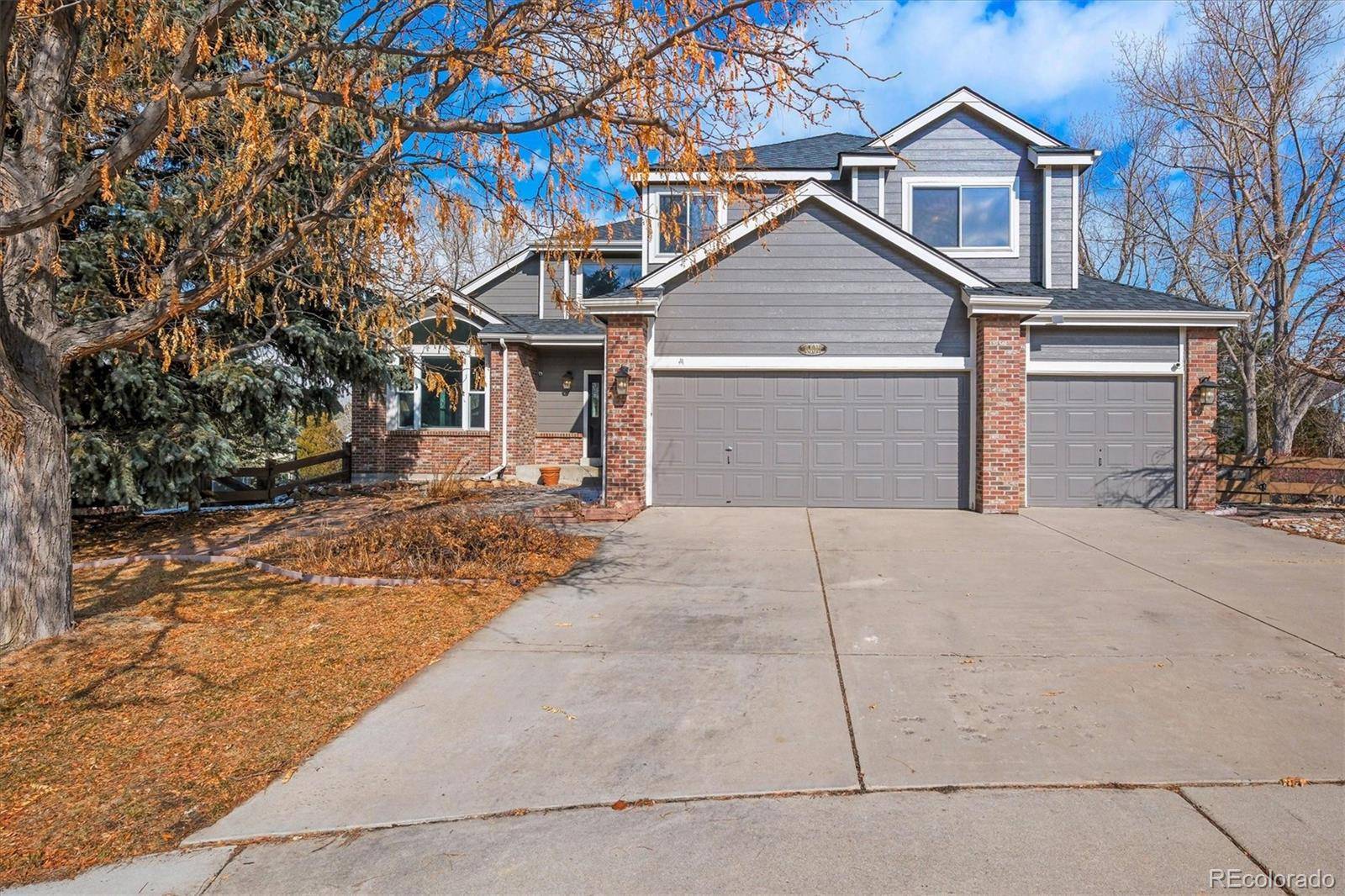 Highlands Ranch, CO 80130,10011 Saddlehorn LN