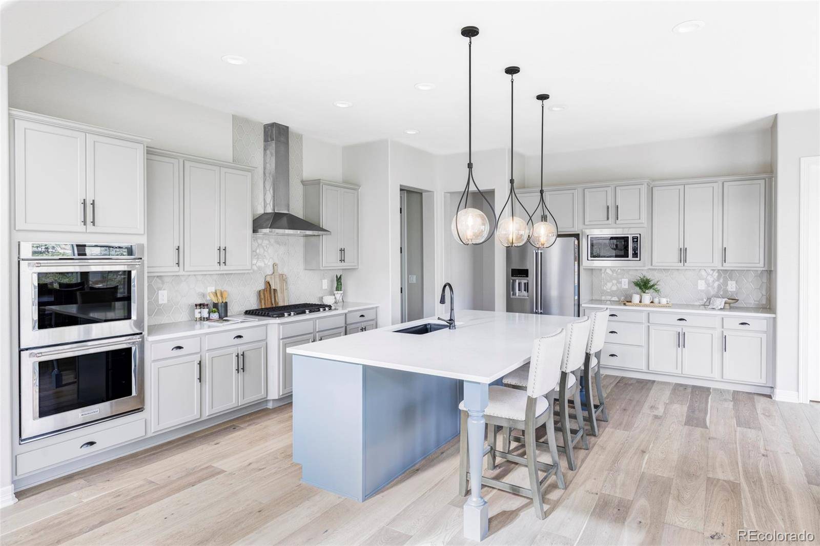 Aurora, CO 80016,27500 E Lakeview DR