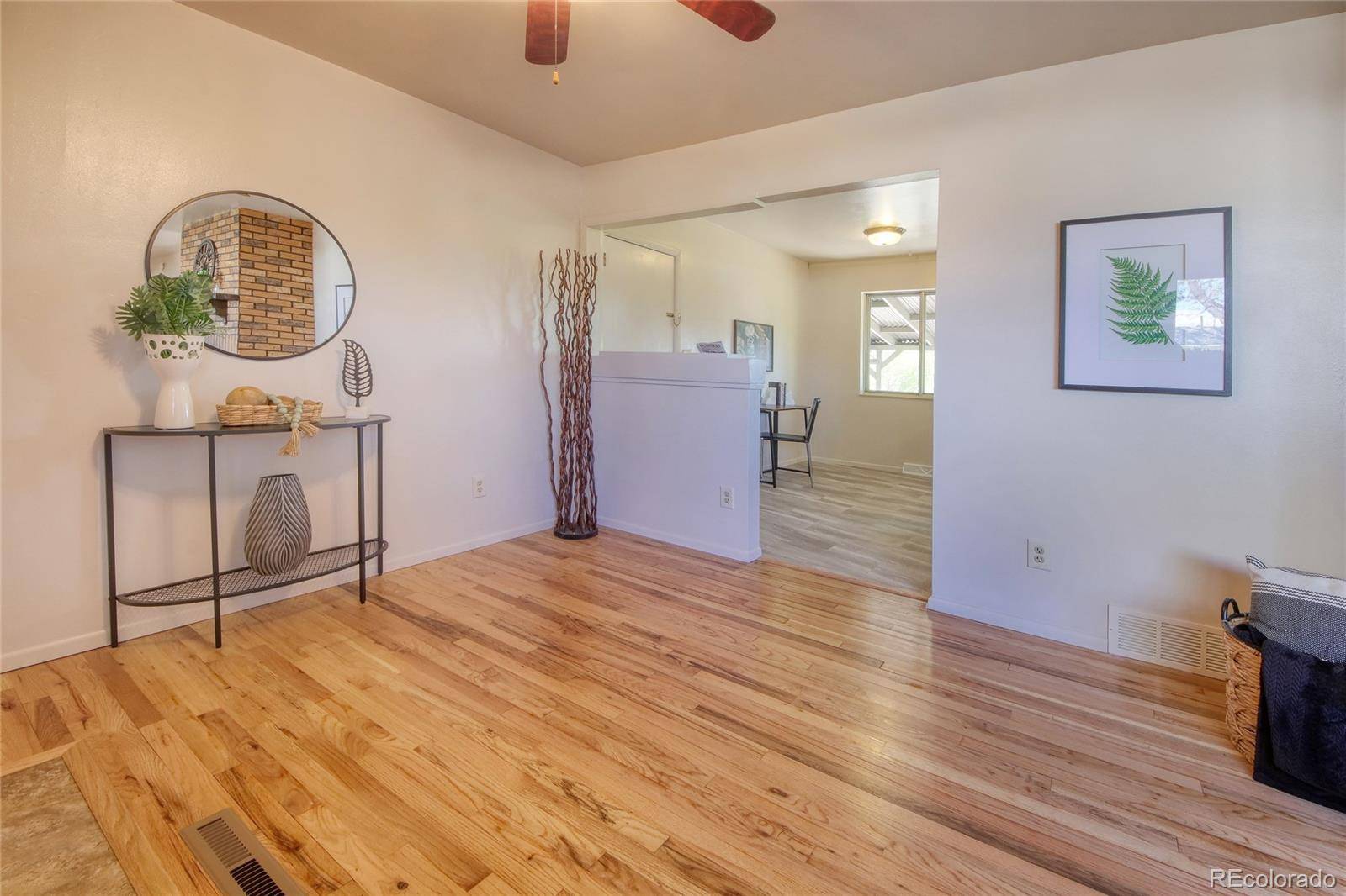 Colorado Springs, CO 80909,1227 Holmes DR