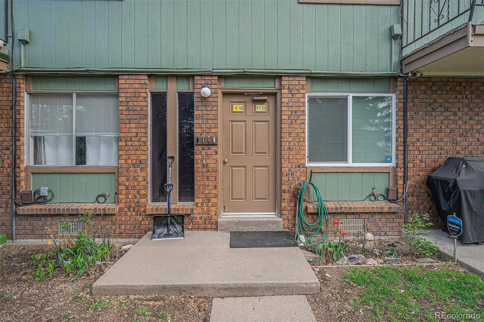 Lakewood, CO 80232,8870 W Jewell AVE #11