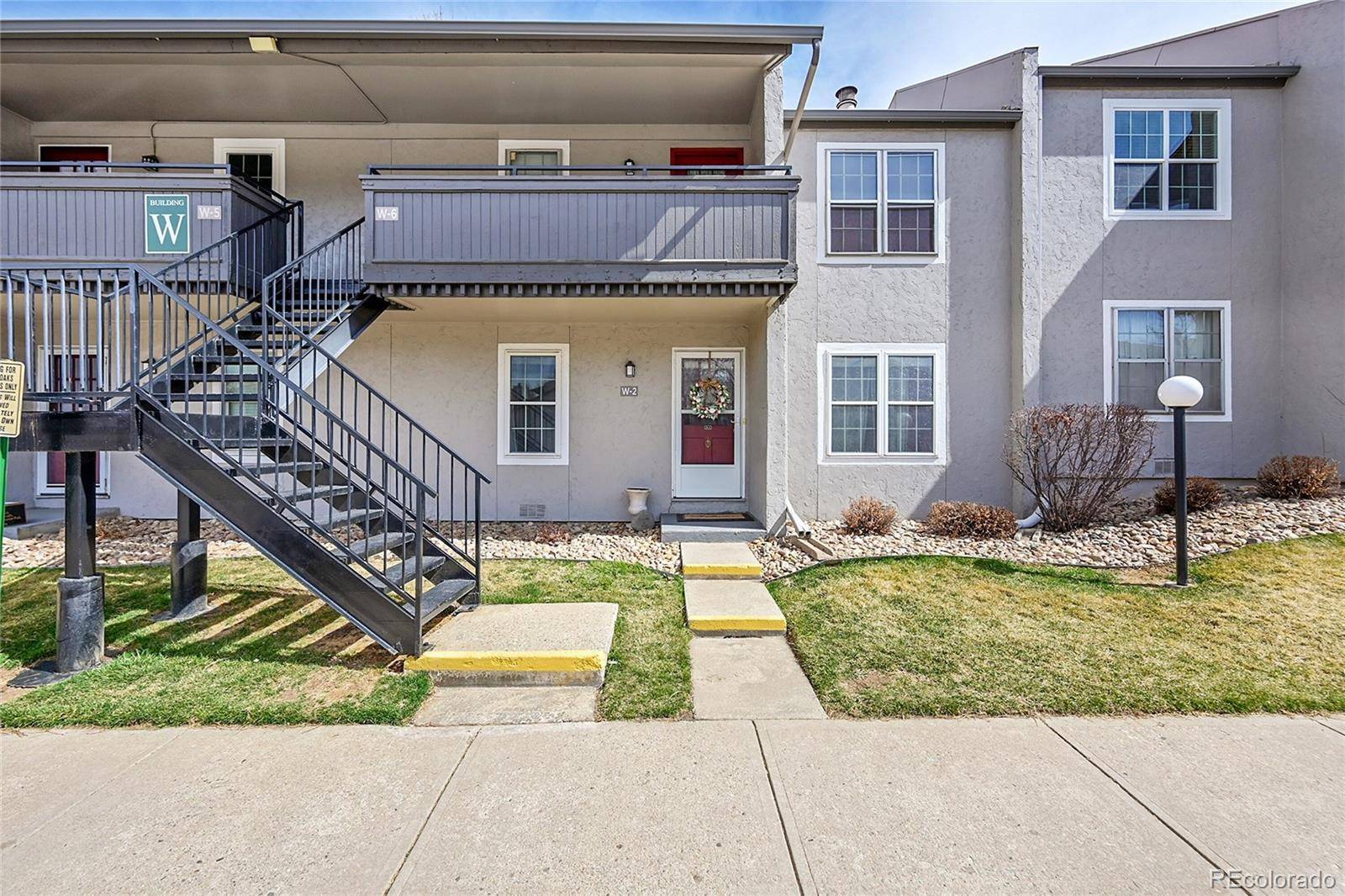 Centennial, CO 80122,2301 E Fremont AVE #W02