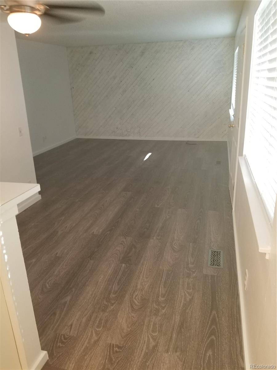 Denver, CO 80237,9195 E Lehigh AVE #141
