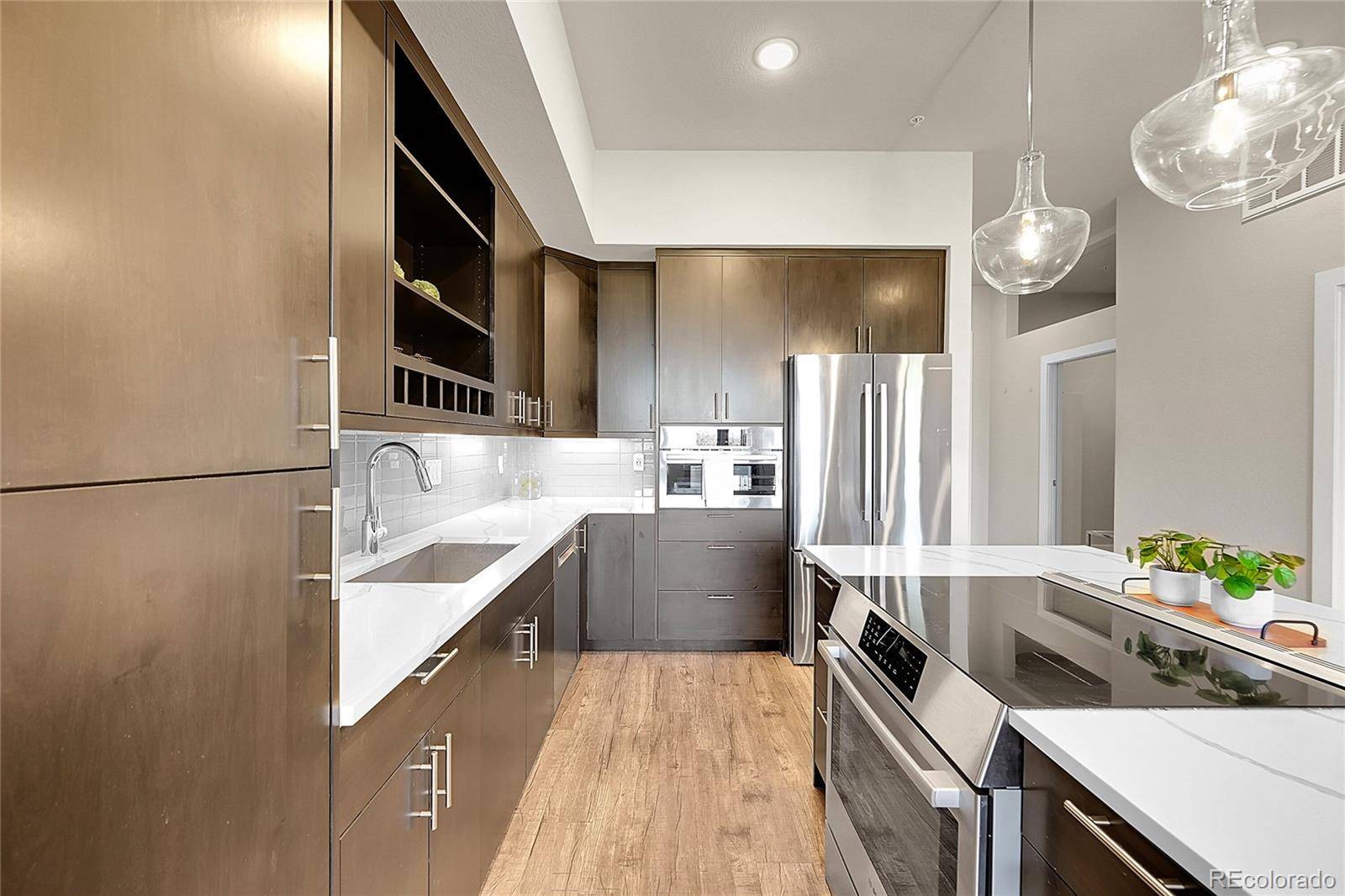 Denver, CO 80230,6619 E Lowry BLVD #112