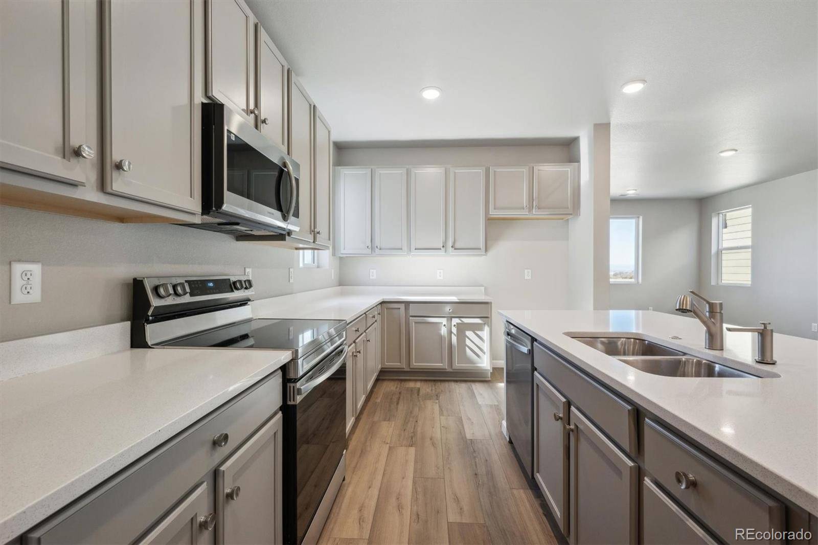 Brighton, CO 80601,2283 Serenidad ST