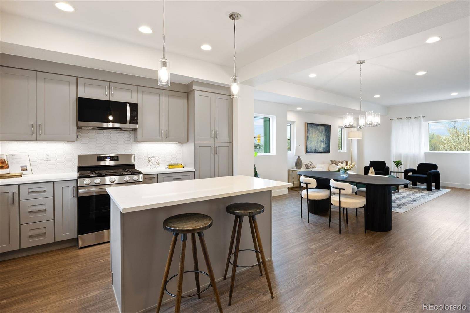 Arvada, CO 80002,5187 Carr ST