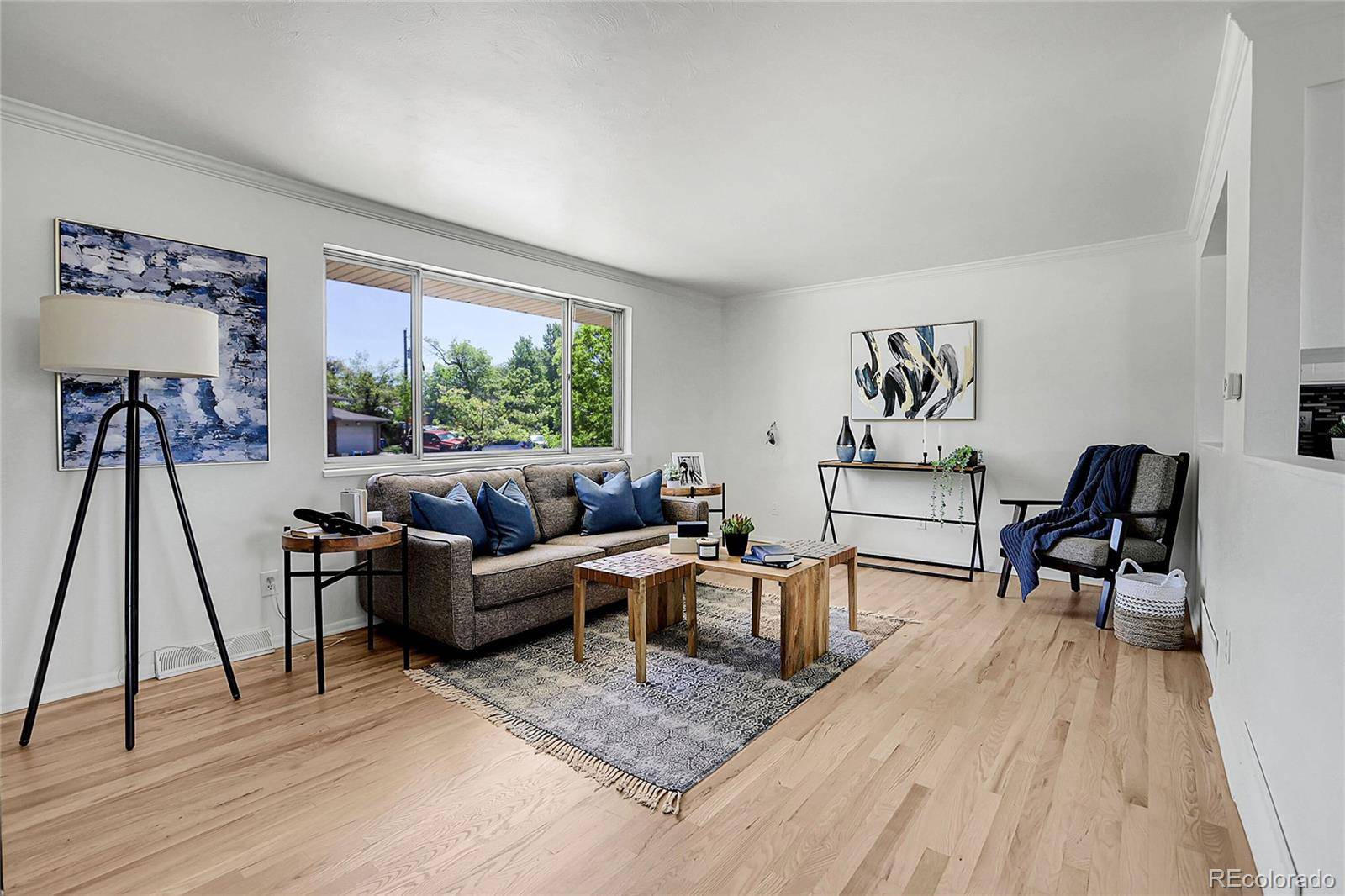 Aurora, CO 80012,433 S Vaughn WAY