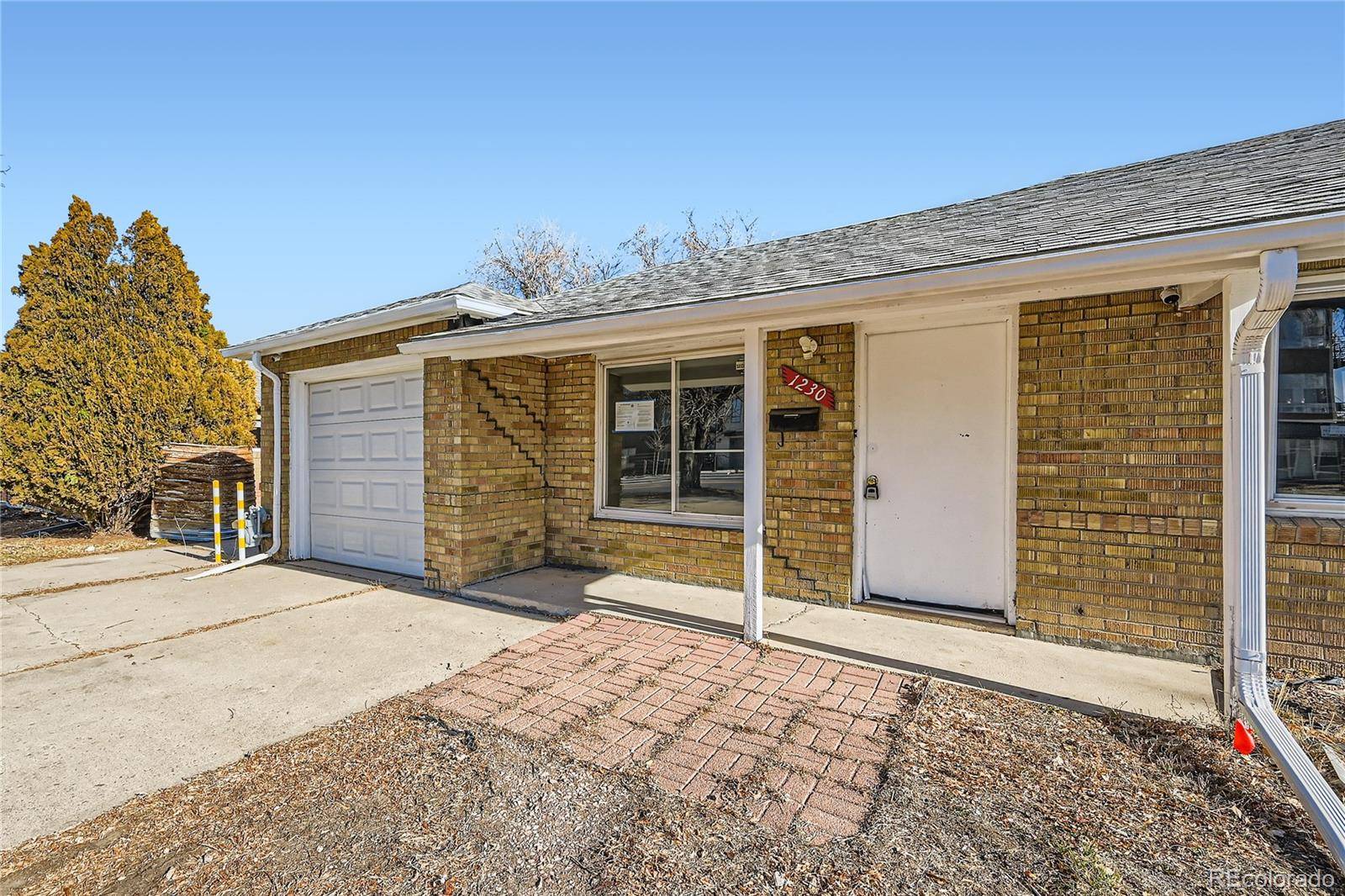Aurora, CO 80011,1230 Peoria ST