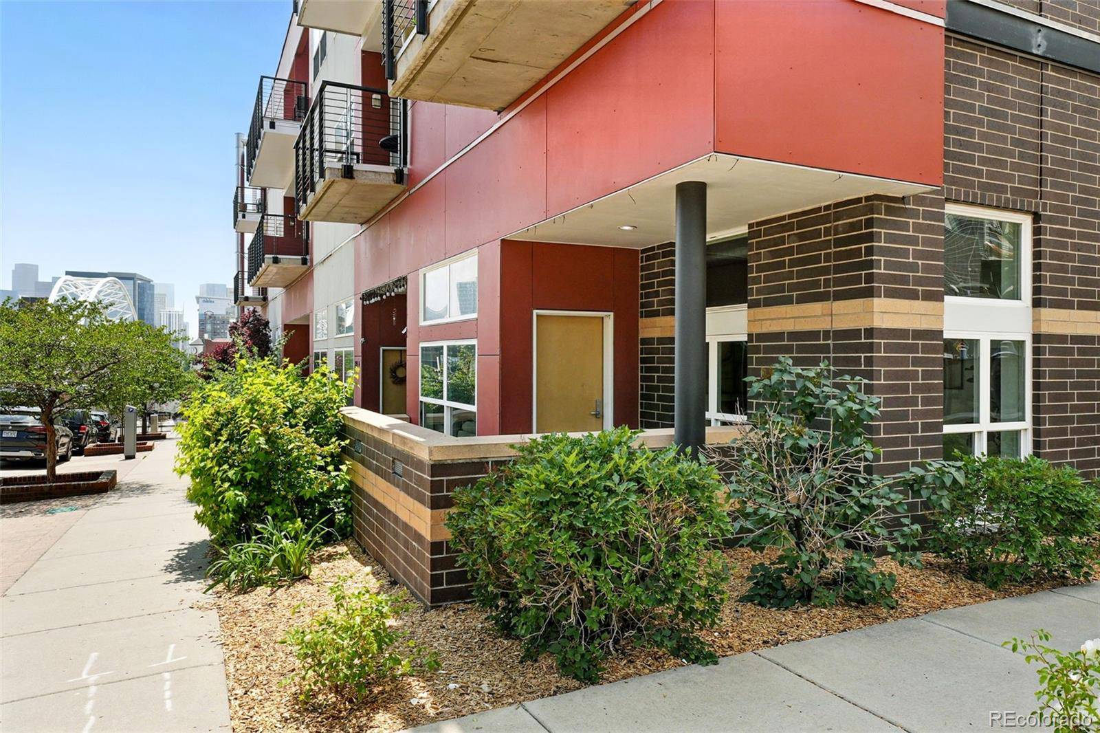 Denver, CO 80211,2518 16th ST