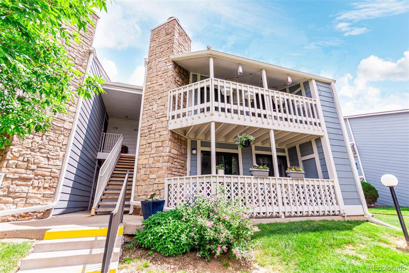 Denver, CO 80247,8335 Fairmount DR #10-208