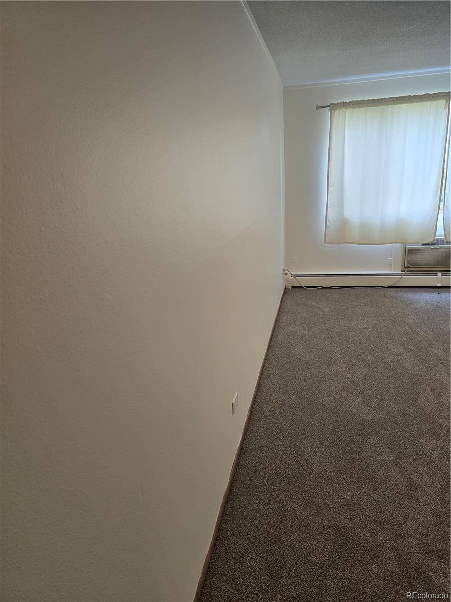 Denver, CO 80247,600 S Clinton ST #3A