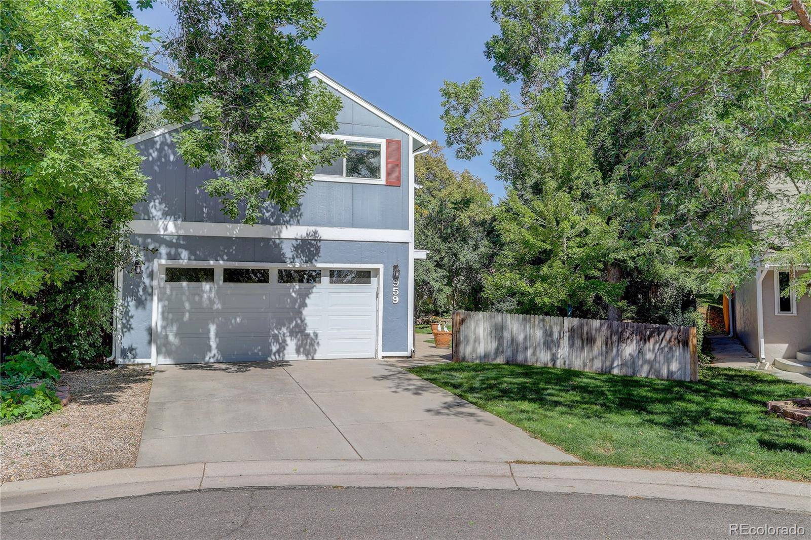 Littleton, CO 80120,959 W Peakview CIR