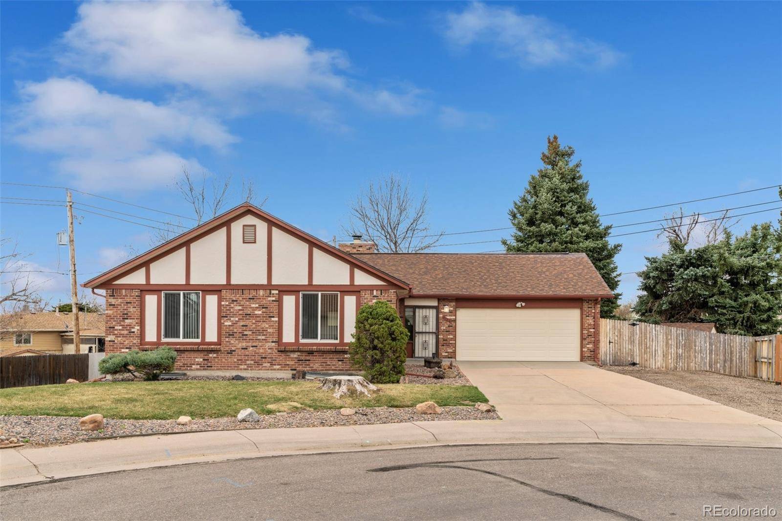 Lakewood, CO 80232,9124 W Iowa PL