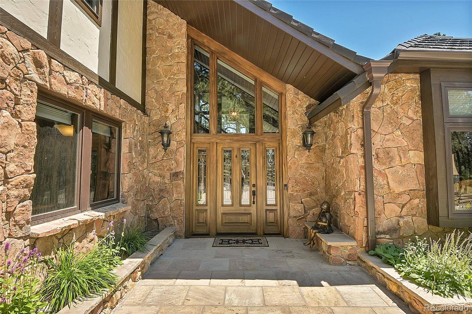 Evergreen, CO 80439,322 Greystone RD