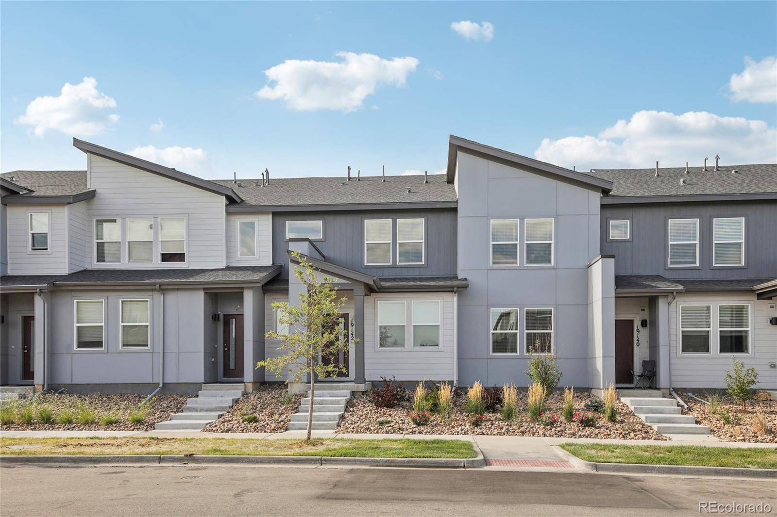 Denver, CO 80249,19142 E 64th PL