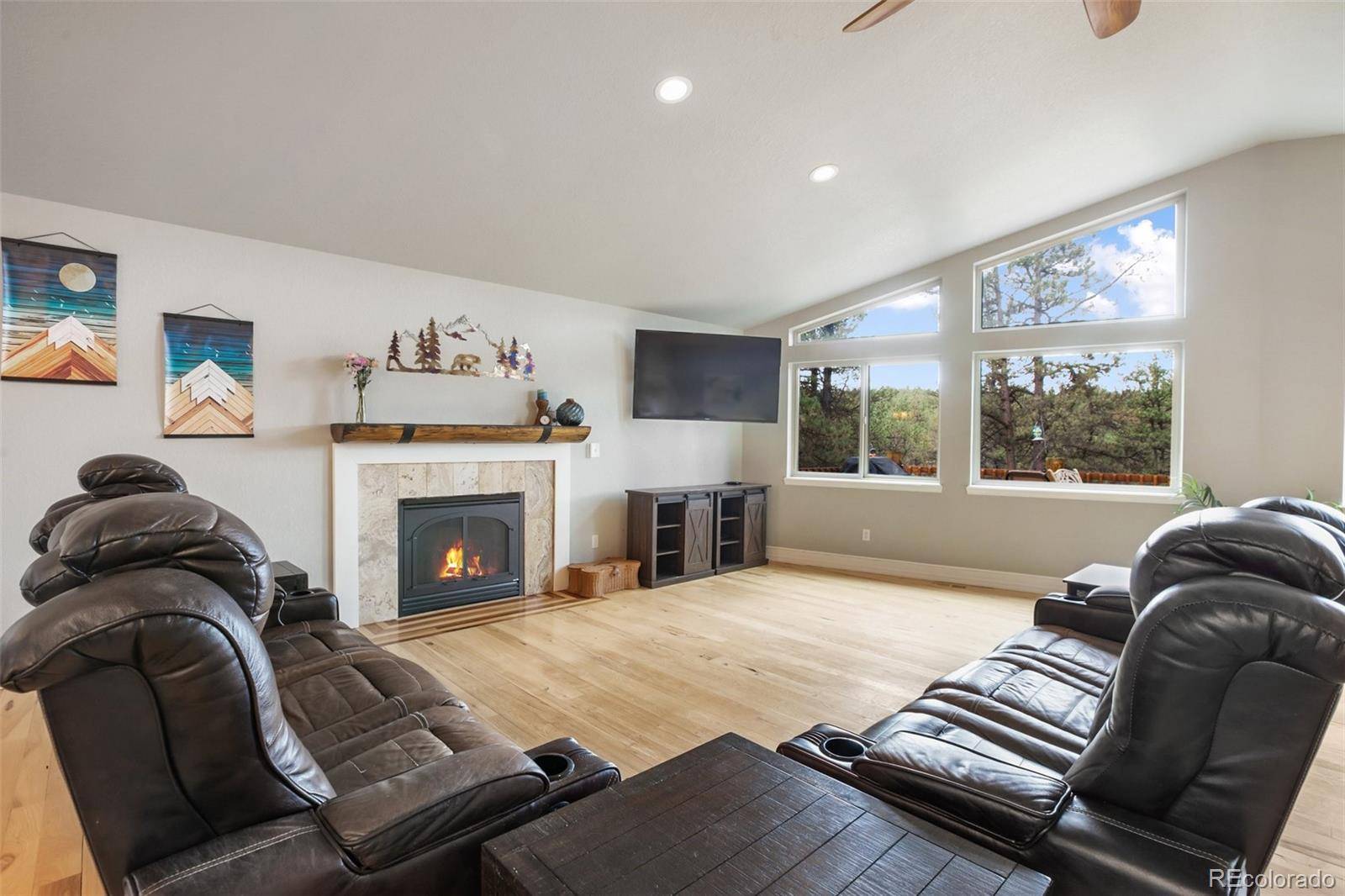 Florissant, CO 80816,82 Bradshaw RD