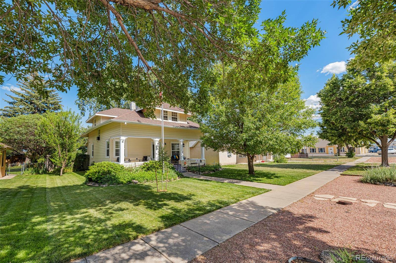 Fort Morgan, CO 80701,208 Grant ST