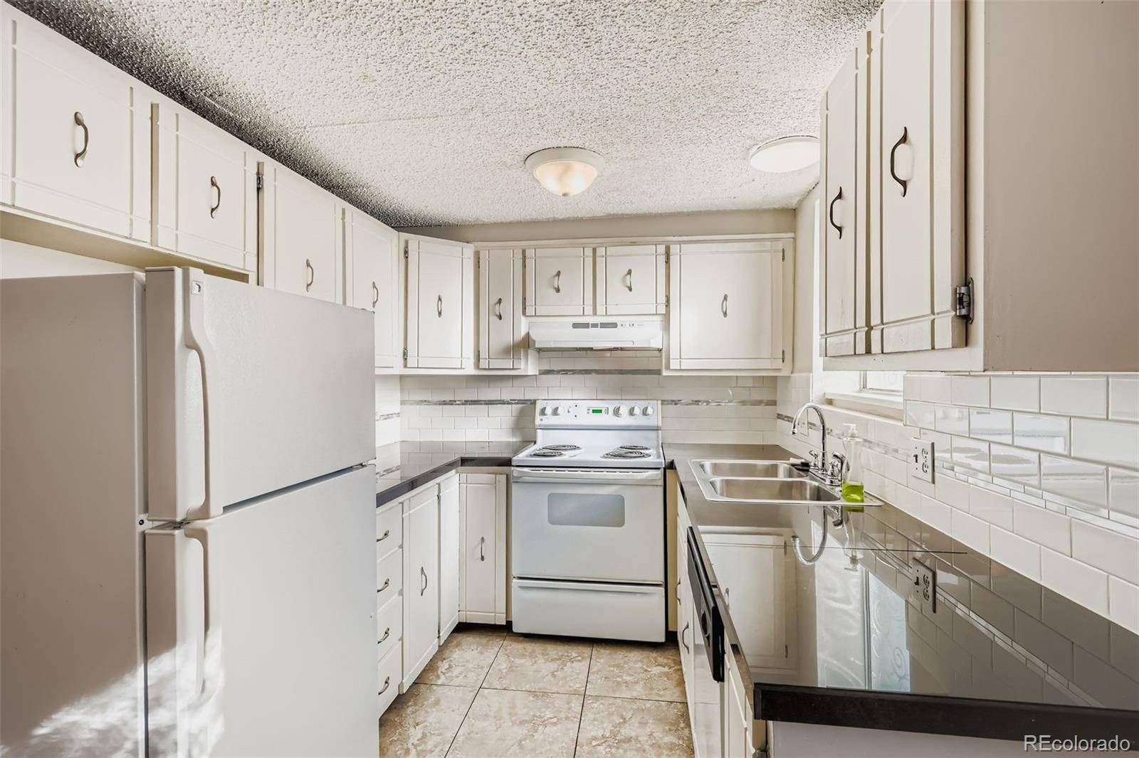 Lakewood, CO 80214,8060 W 9th AVE #107